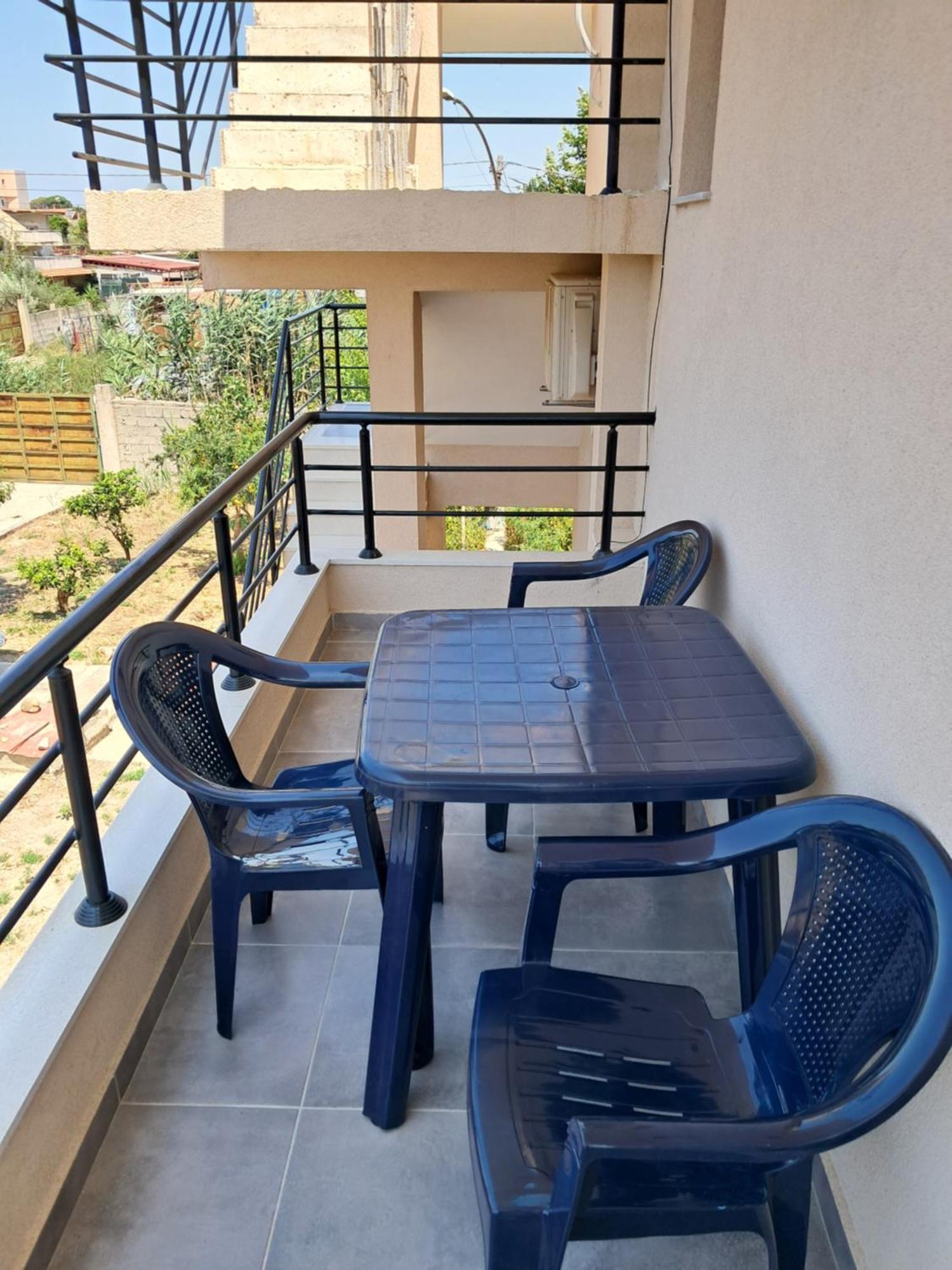 Villa Hysesani Vlorë Exteriör bild